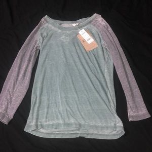 Long sleeve shirt